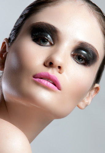 Mandy Perez Makeup Artist, Los Angeles - Beauty Fashion